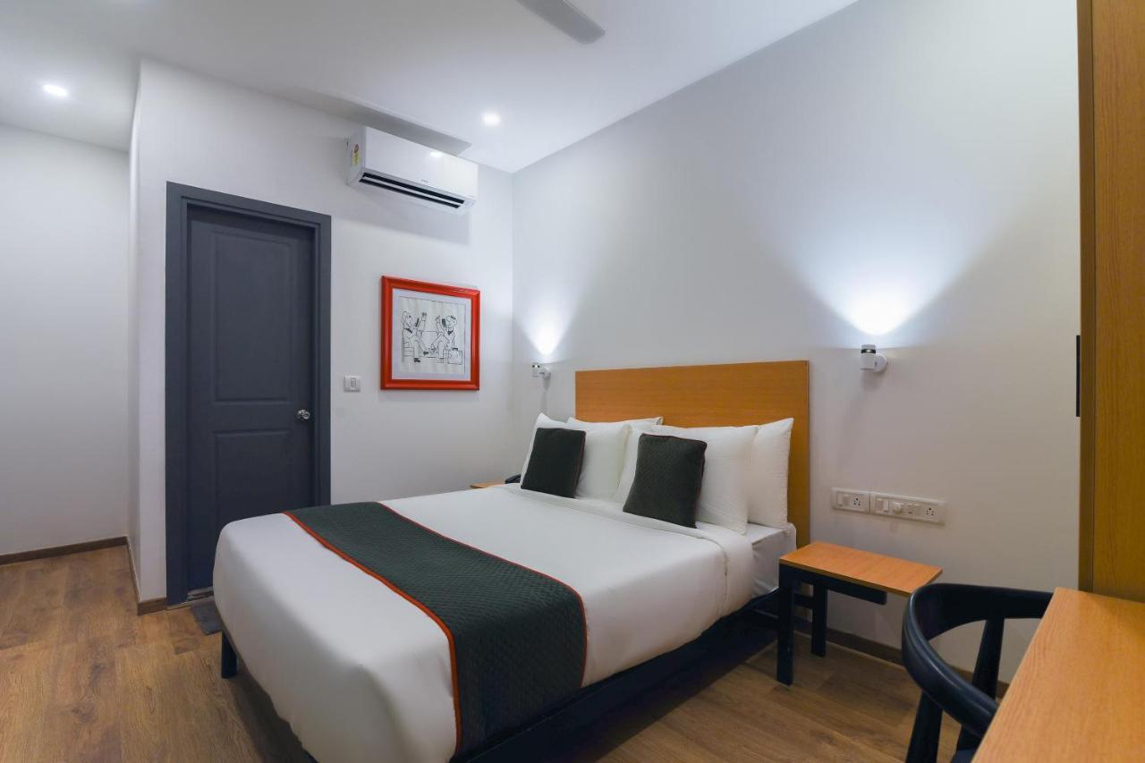 Super Townhouse Spruce Hotels Bellandur Бангалор Екстериор снимка