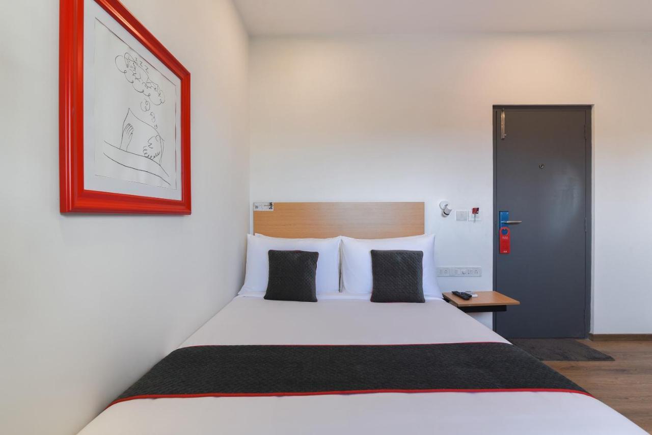 Super Townhouse Spruce Hotels Bellandur Бангалор Екстериор снимка