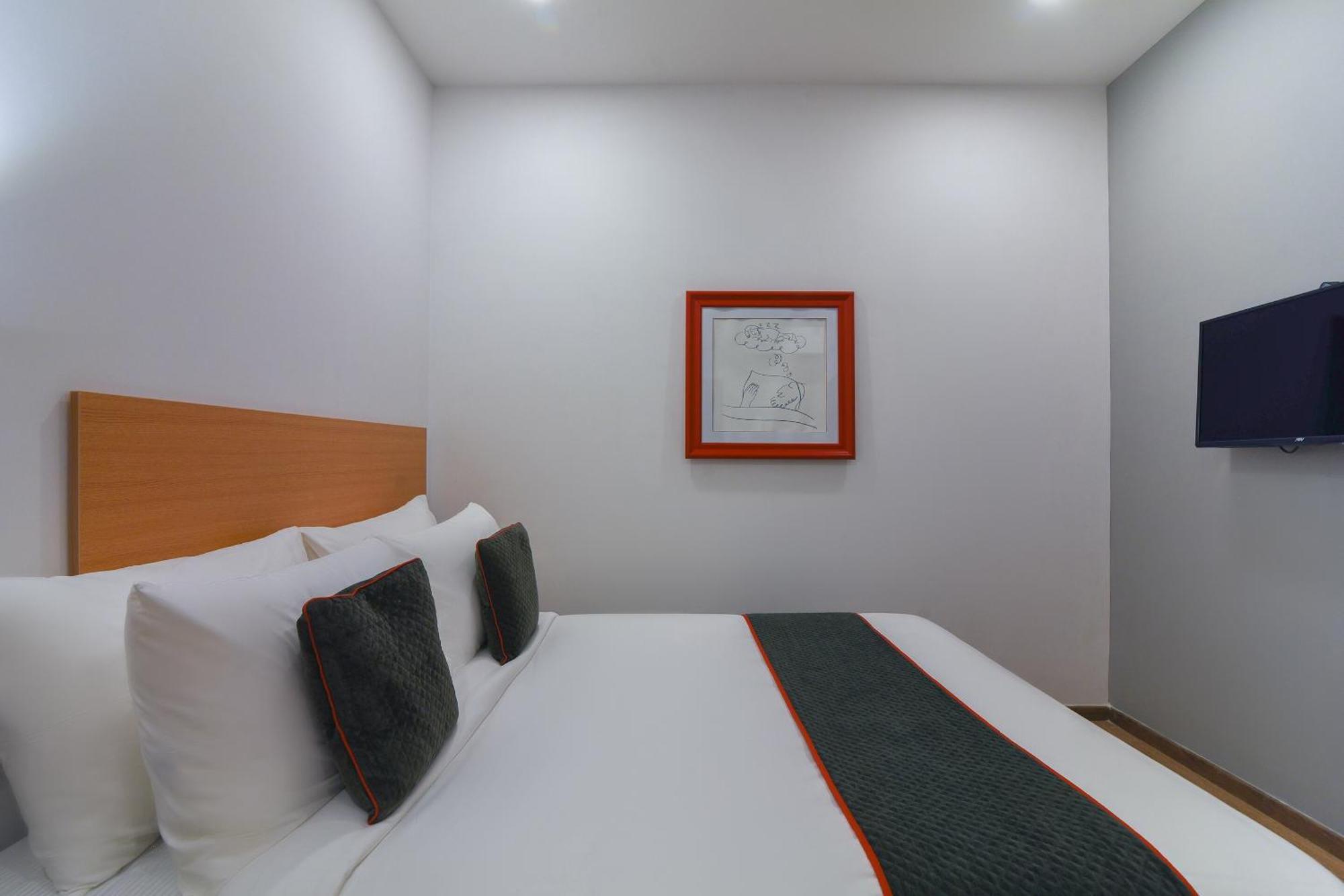 Super Townhouse Spruce Hotels Bellandur Бангалор Екстериор снимка